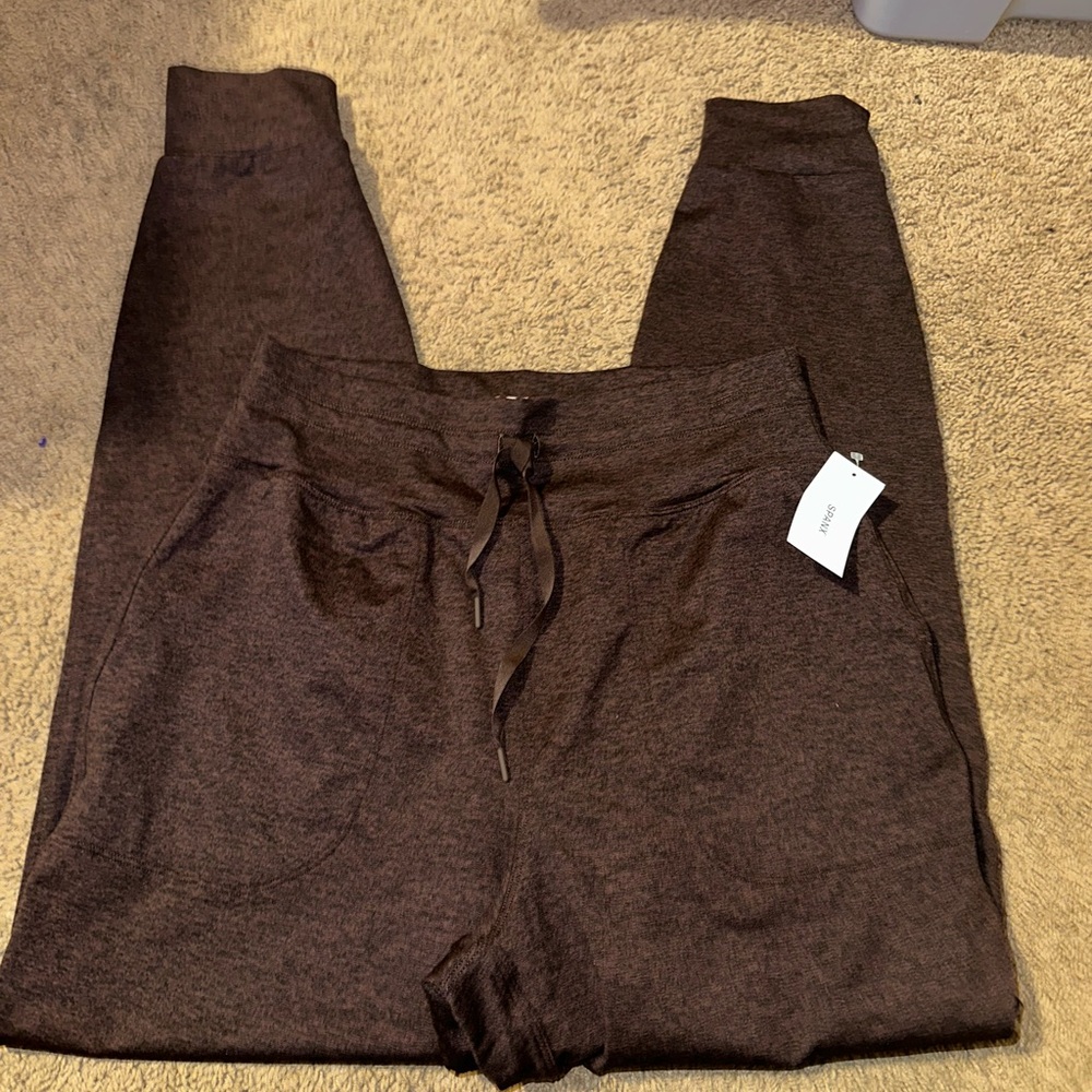 SPANX truffle brown skysoft slim joggers